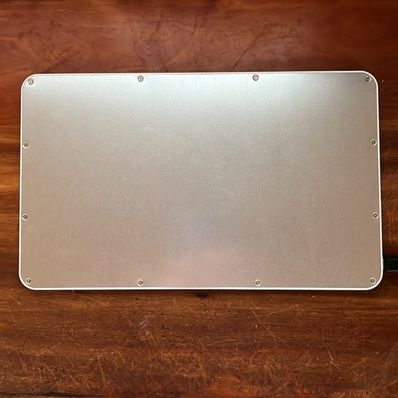 Ultra-slim bluetooth Wireless Keyboard 10 inch - Picture 3 of 4